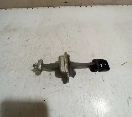 Skoda Octavia Mk2 (1Z) Rear door check strap stopper 1Z0839249
