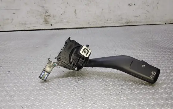 Volkswagen Caddy Wiper control stalk 1K0953519