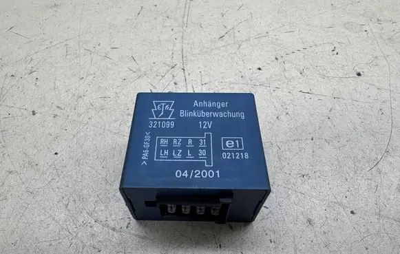 Volkswagen Golf IV Tow bar trailer control unit/module 321099