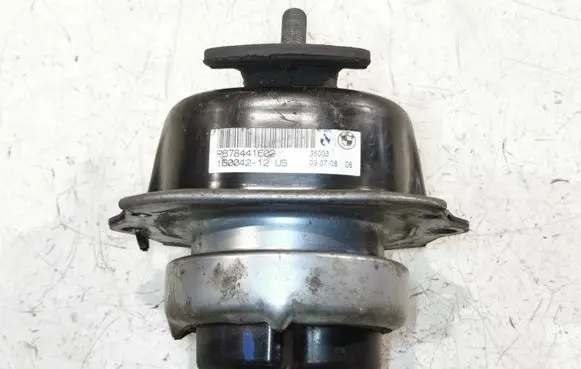 BMW X5 E70 Engine mount bracket P678441602 16004212