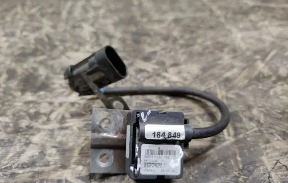 Maserati Quattroporte ESP acceleration yaw rate sensor 184849 1755009100 178246
