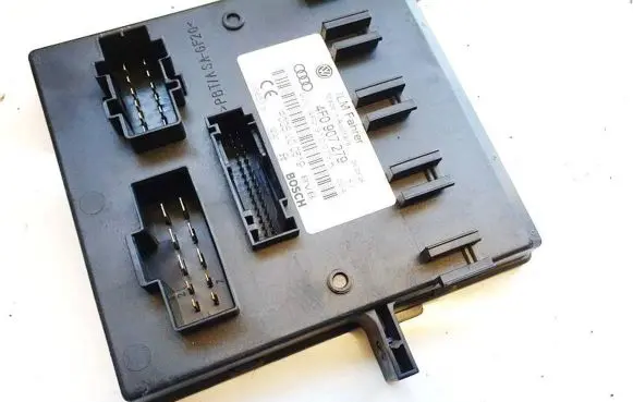 Audi Q7 4L Comfort/convenience module 4f0907279 f005v00619