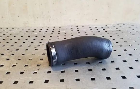 Opel Frontera B Intercooler hose/pipe