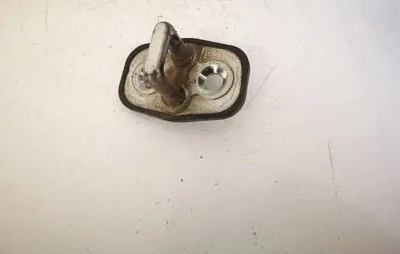 Peugeot 207 Front door lock loop/hook striker 9655466380