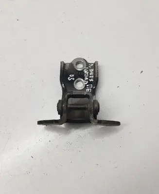 Opel Antara Front door upper hinge