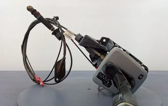 Volvo XC90 Gear shift rod P08689422