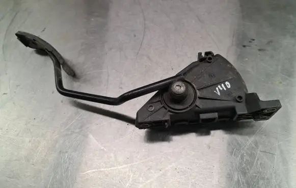 Volvo S40, V40 Accelerator throttle pedal M865642 6PV00830100