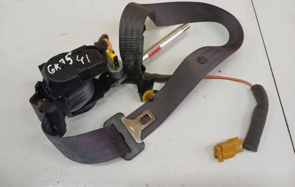 Volvo V70 Rear seatbelt 570652900F