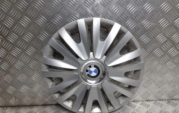 BMW 3 E46 R15 wheel hub/cap/trim 