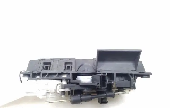 Audi A6 S6 C5 4B Loading door exterior handle 8D9827565H