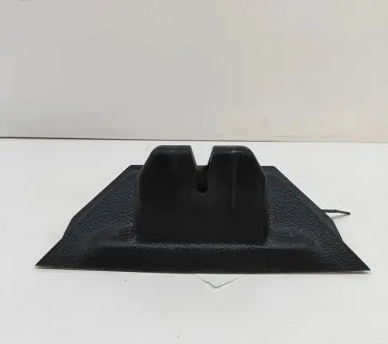 Volkswagen Touareg II Tailgate/trunk/boot lock/catch/latch 7P0827505E