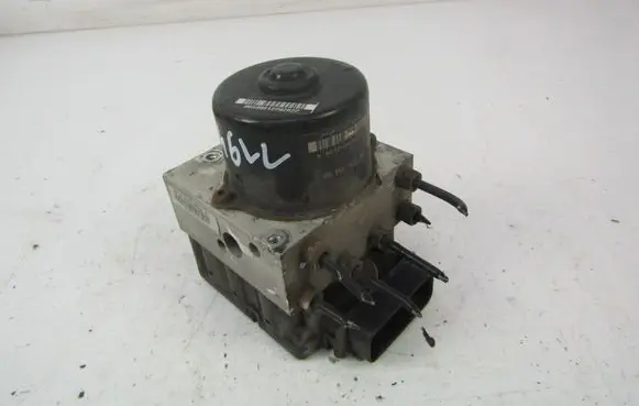 Peugeot 206 CC ABS Pump 