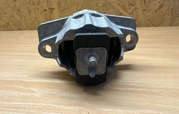 Land Rover Range Rover Velar Engine mount bracket JK836A002GA GG89A EC0013