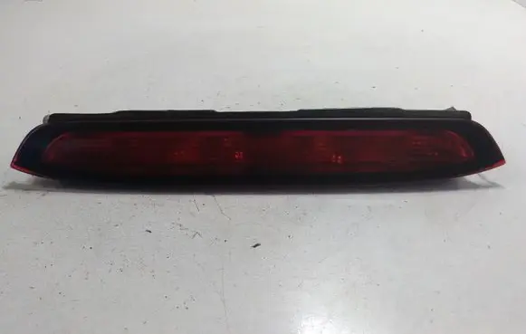 Toyota Corolla Verso E121 Third/center stoplight