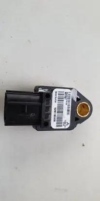 Mitsubishi Outlander Airbag deployment crash/impact sensor