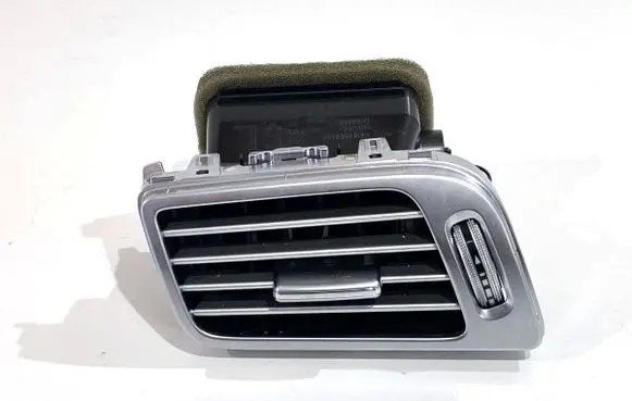 Mercedes-Benz CLS C218 X218 Rear air vent grill A2188300154