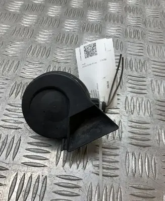 Audi A4 S4 B7 8E 8H Horn signal 8E0951221C