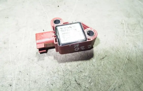 Volvo C30 Airbag deployment crash/impact sensor 30737138