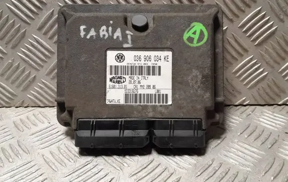 Skoda Fabia Mk1 (6Y) Engine control unit/module 036906034KE 5D3316U7G 6160131301