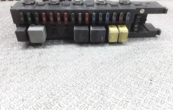Mercedes-Benz C W203 Fuse module 2035450701