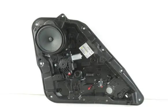 Infiniti Q30 Rear door window regulator with motor A1668210351 827M15DA0A