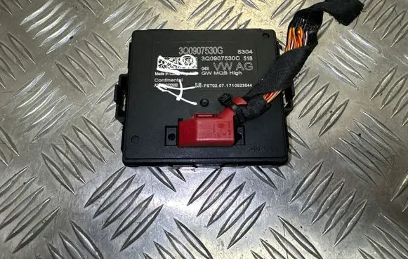 Volkswagen PASSAT B8 Gateway control module 3Q0907530C