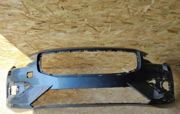 Volvo V60 Front bumper 31690589