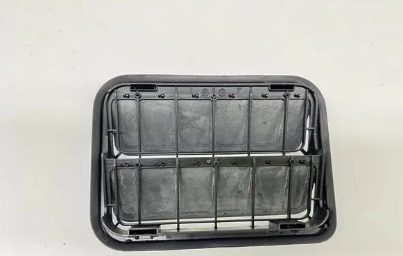 Citroen C4 III e-C4 Quarter panel pressure vent 9875506980