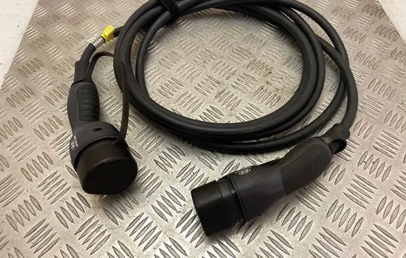 Hyundai Kona I Electric car charging cable 