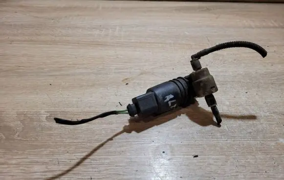 Seat Altea Windscreen/windshield washer pump 1J0973722
