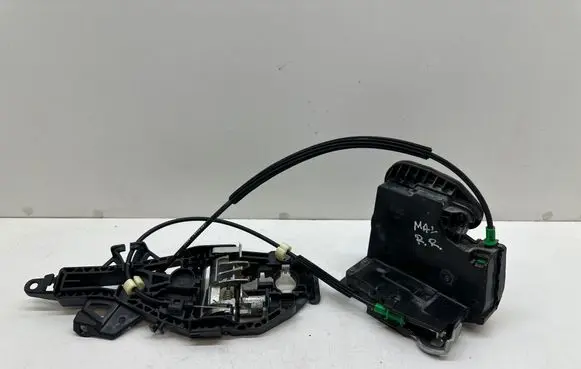 Chevrolet Malibu Rear door lock 