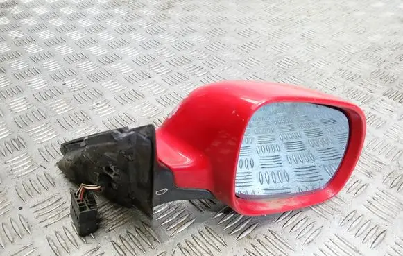 Audi A4 S4 B5 8D Front door electric wing mirror