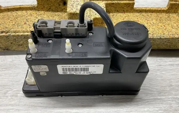 Mercedes-Benz SL R129 Central locking motor A2088000135 A1298001748 1298001748