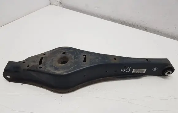 Volkswagen Touran I Rear upper control arm/wishbone
