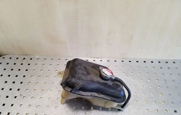 Honda CR-V Coolant expansion tank/reservoir