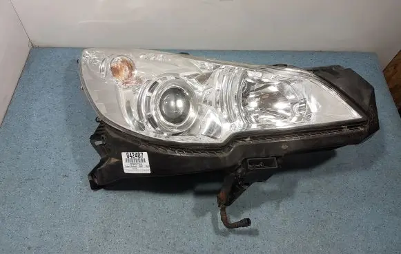Subaru Outback Headlight/headlamp