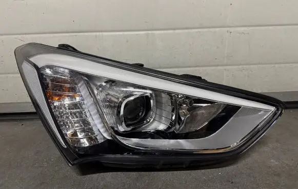 Hyundai Santa Fe Headlight/headlamp 92102B8XXX