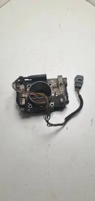 Volvo S60 Throttle valve 8644347 410C72T4F 05W191202
