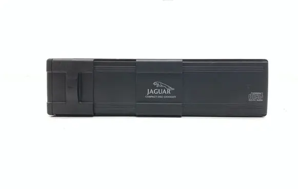 Jaguar XK8 - XKR CD/DVD changer LNF4160AA