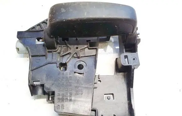 Rear door interior handle