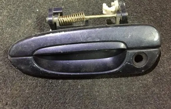 Mazda 626 Front door exterior handle