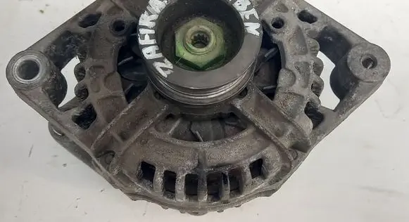 Opel Zafira A Generator/alternator 0124415002 90561971