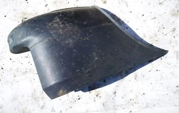 Rear bumper corner part panel trim