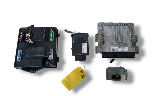Engine ECU kit and lock set