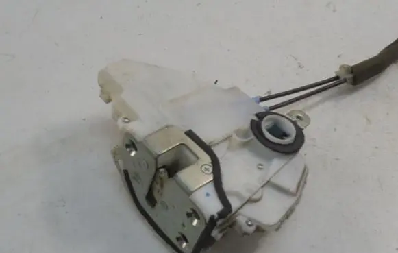 Honda Civic Front door lock