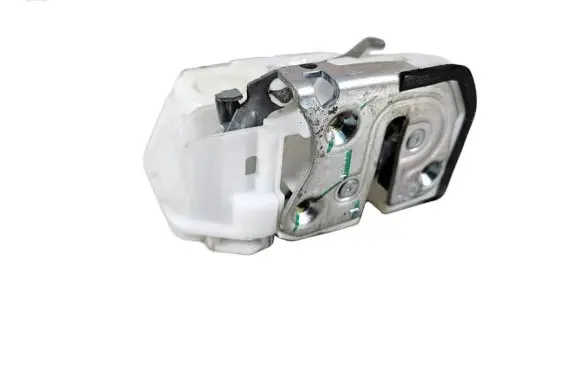 Mitsubishi Space Star Rear door lock