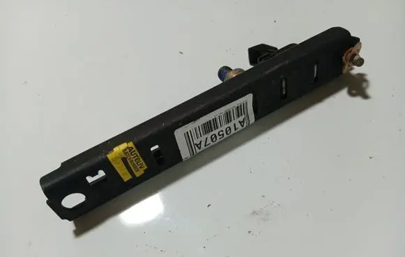 Land Rover Freelander Seat belt adjustment rail 