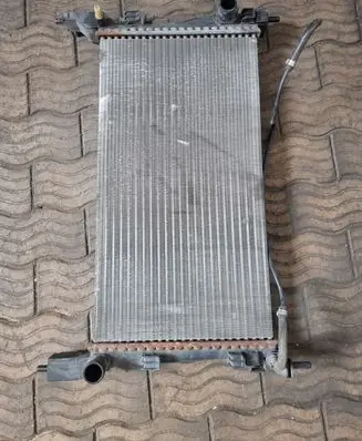 Citroen Berlingo Coolant radiator 51780666 L8071002 0003669