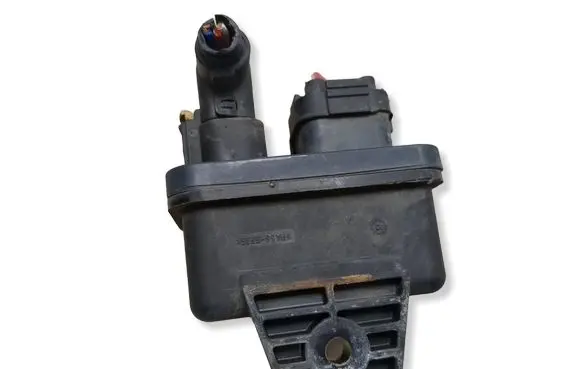 Fiat 500L Glow plug pre-heat relay 55229840