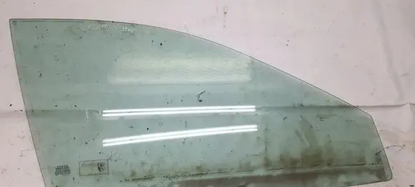 Volvo S40, V40 Front door window glass four-door